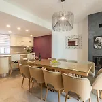 Artiana Villa